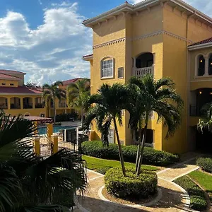 Luxurious By The Water Apartment Tampa